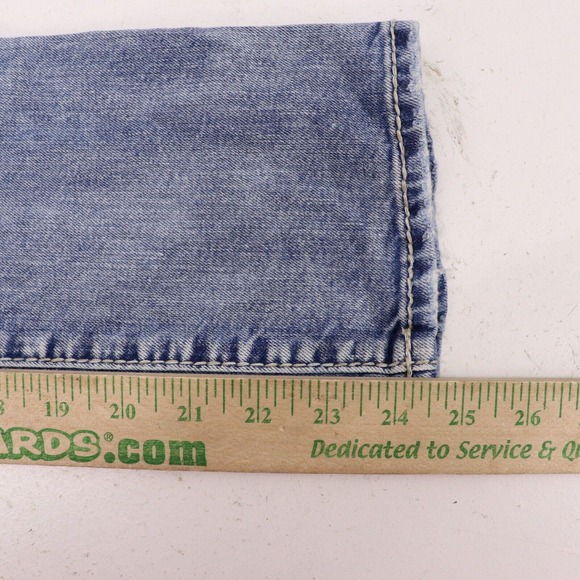 Silver Jeans Womens Size 28/24 Aiko Mid Rise Capri Distress Light Wash - Picture 10 of 11